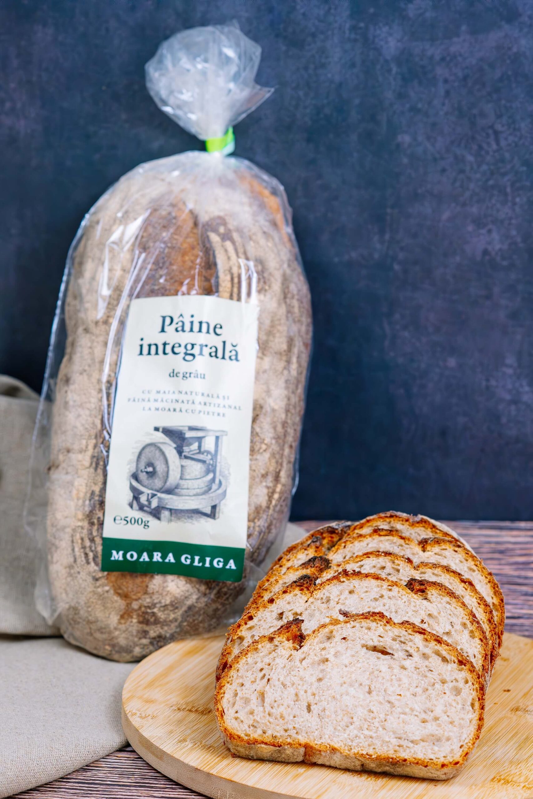 Paine integrala de grau cu maia naturala