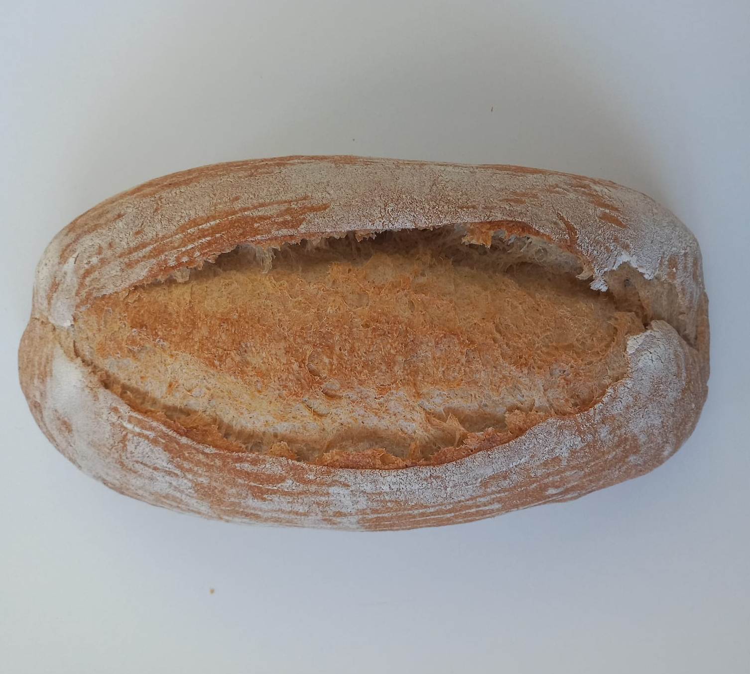 Pâine integrală de grâu 500 g cu maia naturală și făină măcinată la moara cu pietre