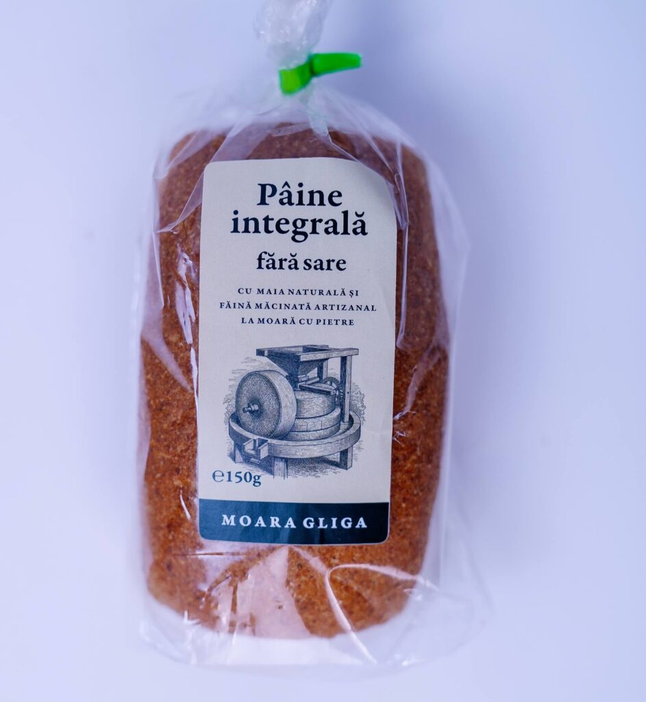Paine fara sare 150 g, cu maia naturala si faina macinata pe pietre